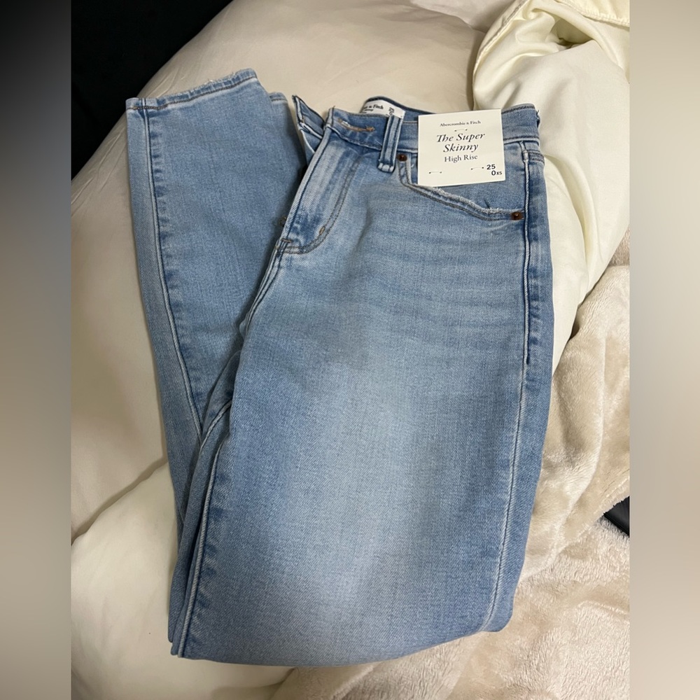 Abercrombie and fitch super skinny high rise jean